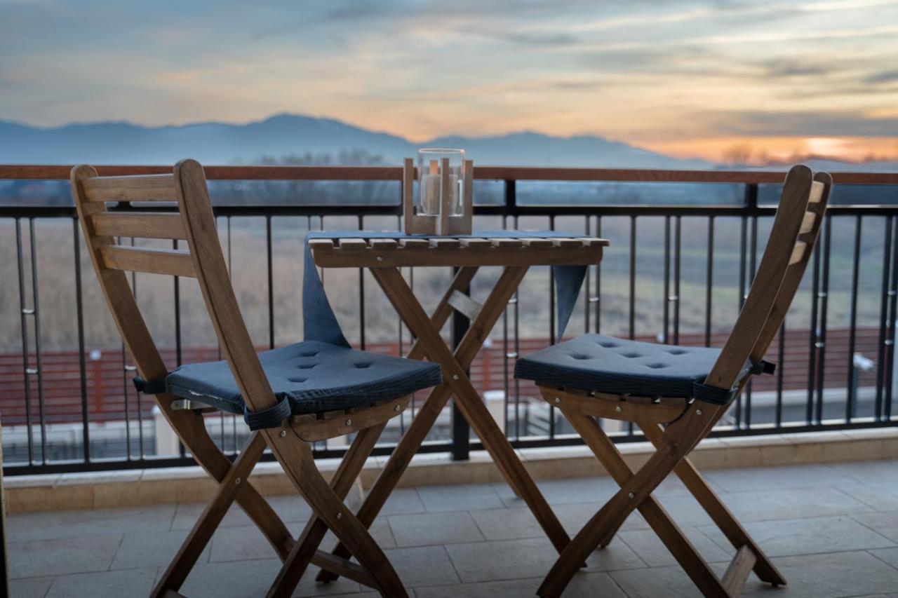 Roots Villa Redwood Μπρασόβ Εξωτερικό φωτογραφία
